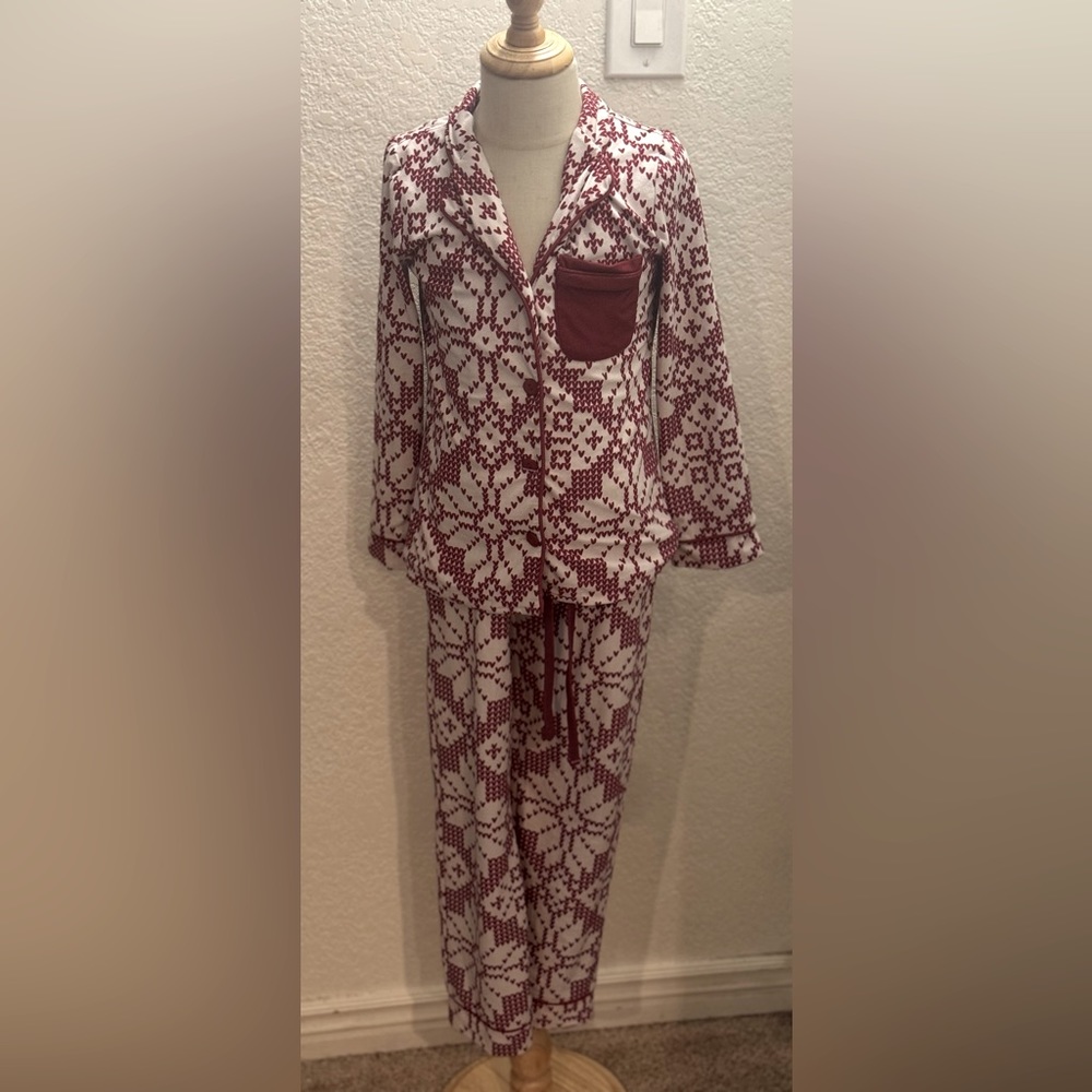 Sweet Honey 6y collared pajama set snowflake Poinsettias hearts